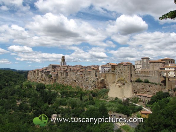 Pitigliano